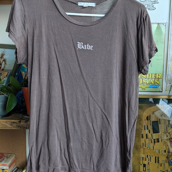 "BABE" AE TeeShirt Supersoft Brown sz S/M - Picture 1 of 4